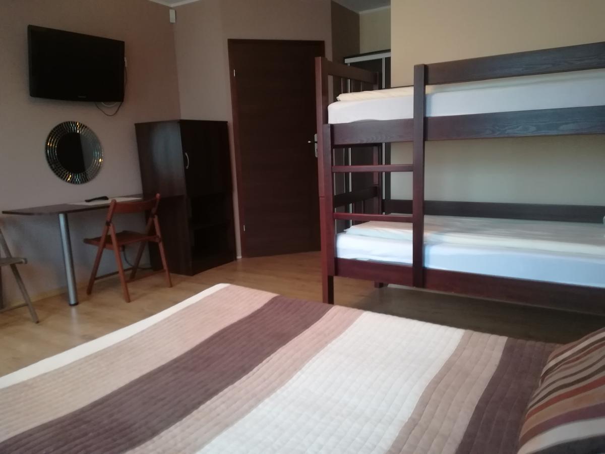 Krzywy Domek W Ostrowie Morza Brzeg Ostrowo  Esterno foto
